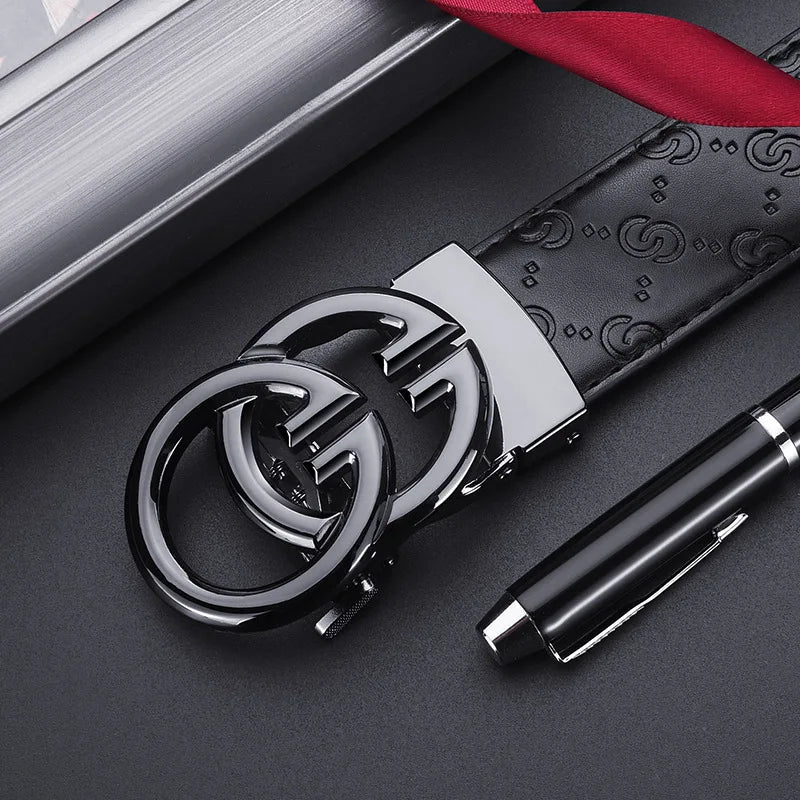 Ceinture en Cuir Homme à Boucle Automatique – Détail Graphique et Style Moderne